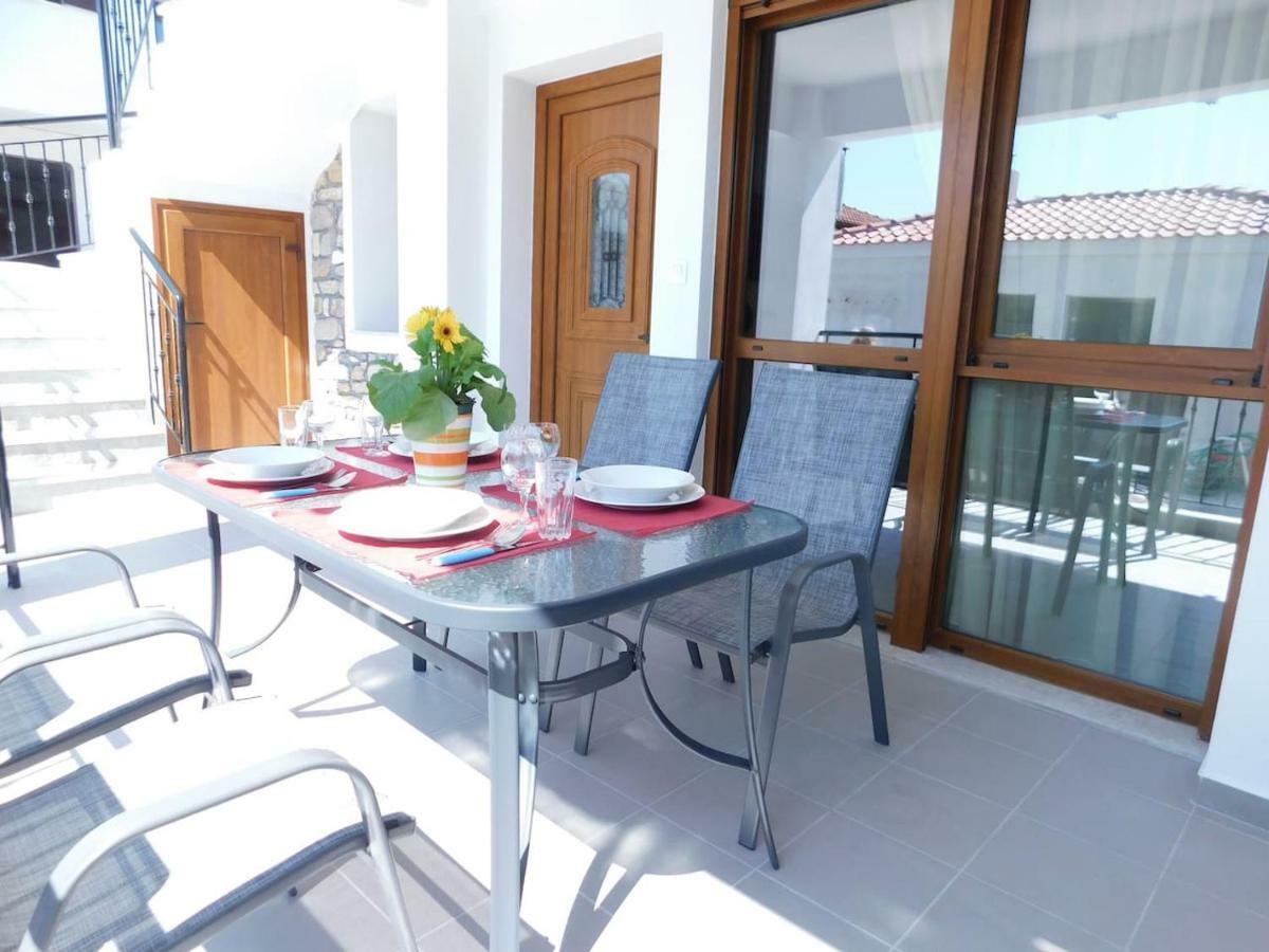 Patriko - House 1, Traditional Stone House Agios Nikolaos  Exterior photo