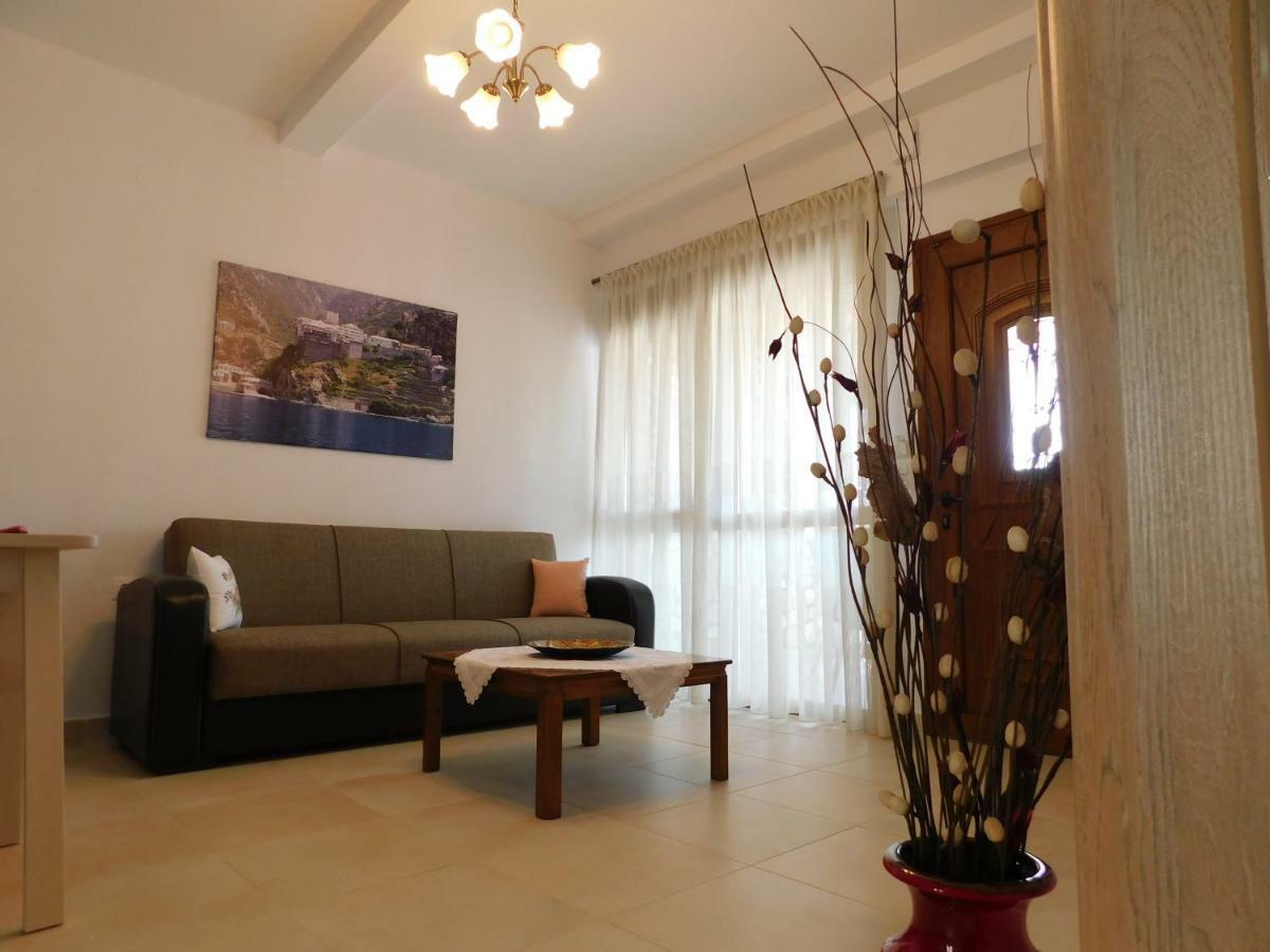 Patriko - House 1, Traditional Stone House Agios Nikolaos  Exterior photo